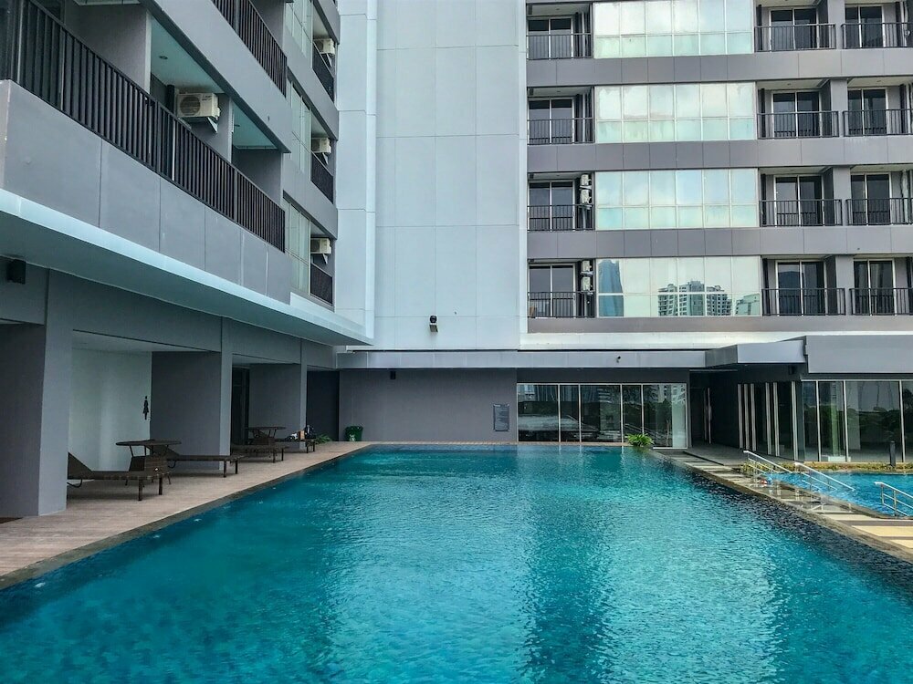 Hotel Spacious and Comfortable 1br at Ciputra World 2 Apartment, Jakarta, photo