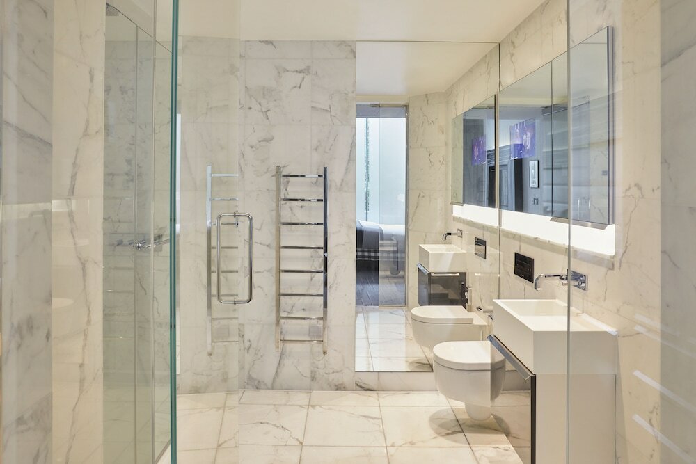 Фото Eccleston Square Hotel