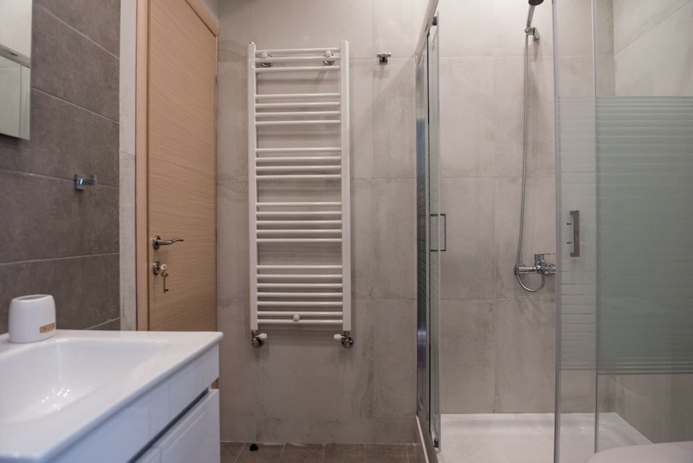 Фото Halu! Modern Centre Apartment