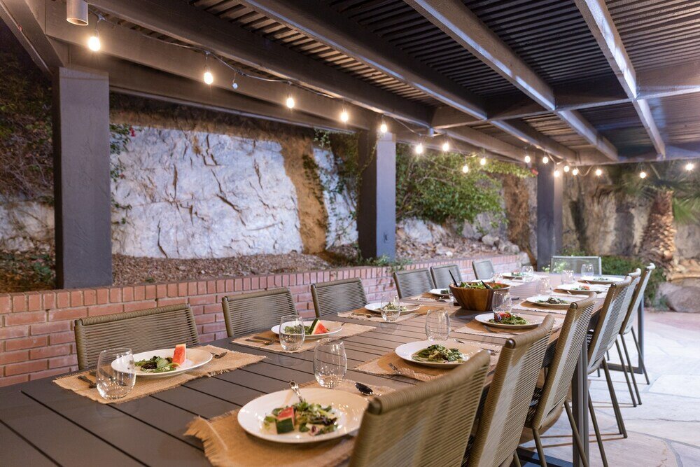 Фото Desert Lagoon by Avantstay Luxury Phoenix Home w Entertainers Backyard