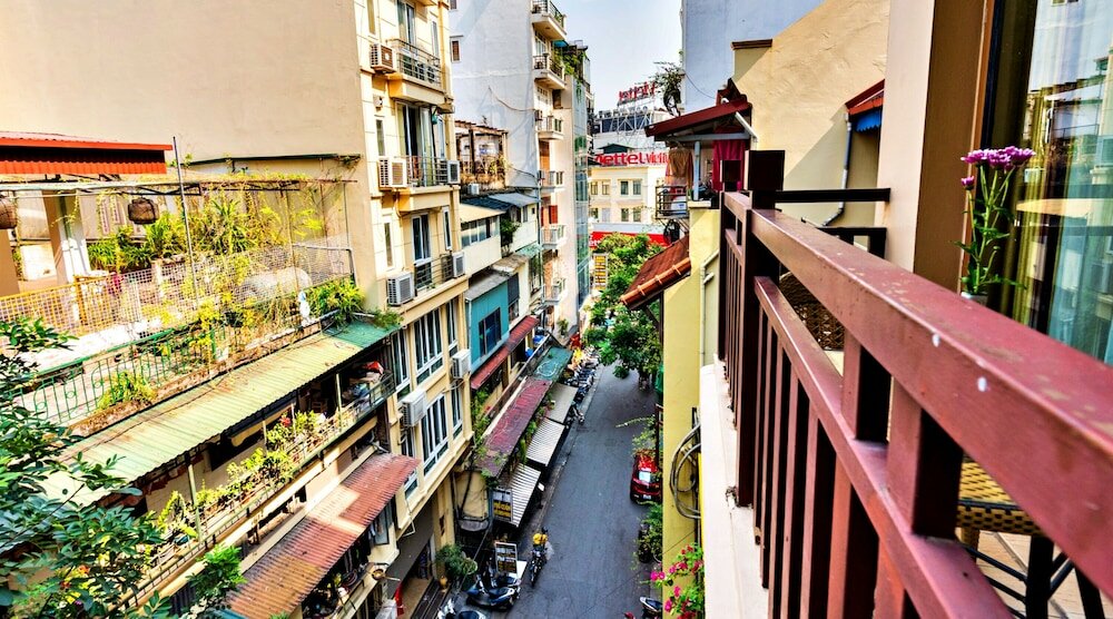 Фото Hanz LakeView Hotel Hanoi