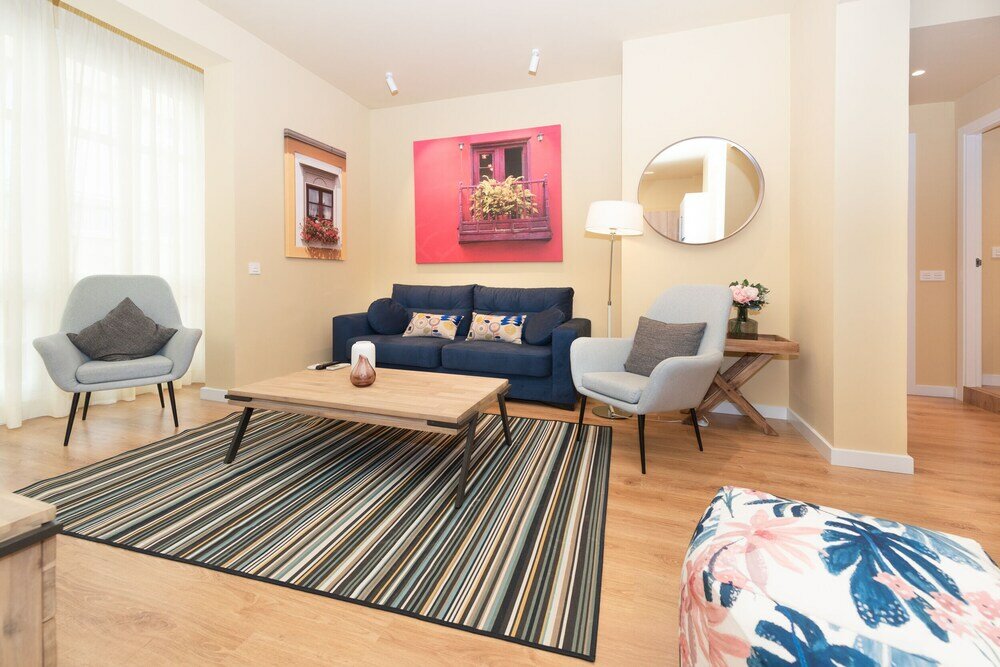 Фото Continental Suit Sky