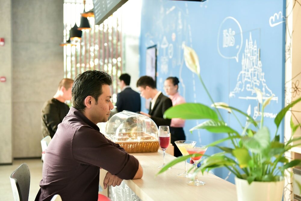 Фото Ibis Guangzhou Pazhou International Exhibition Center Hotel