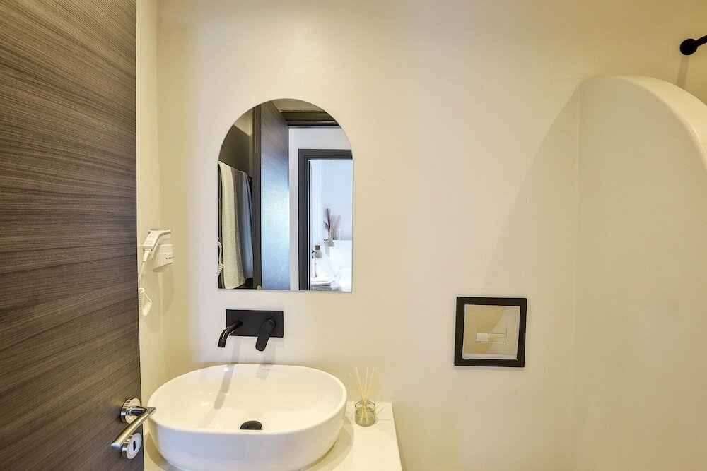 Фото Penthouse & Apartments by the Sea near Airport