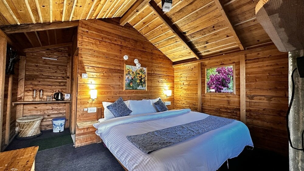 Фото Blue Poppy Resort