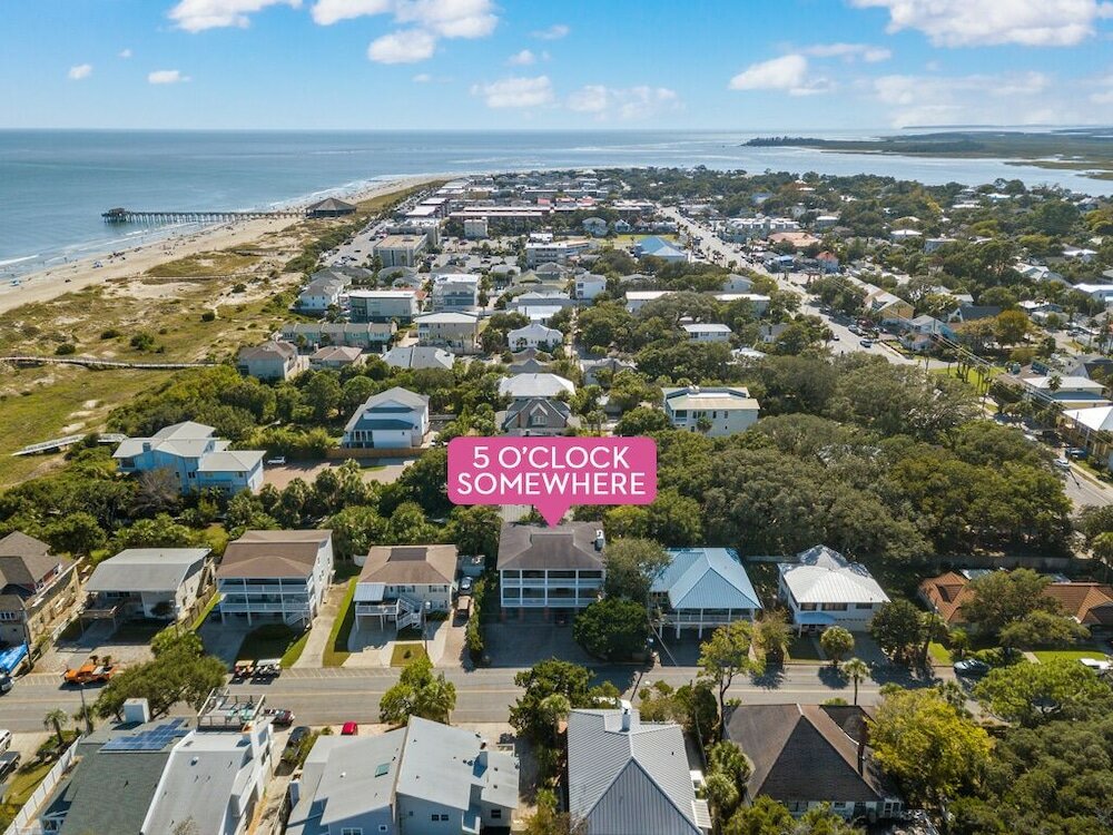 Фото 5 Oclock Somewhere