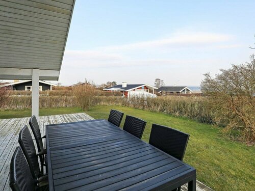 Гостиница 6 Person Holiday Home in Ebberup
