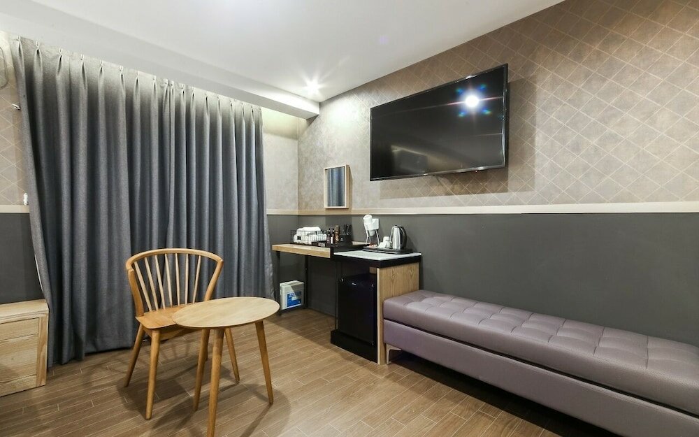 Фото Gray 194 Hotel