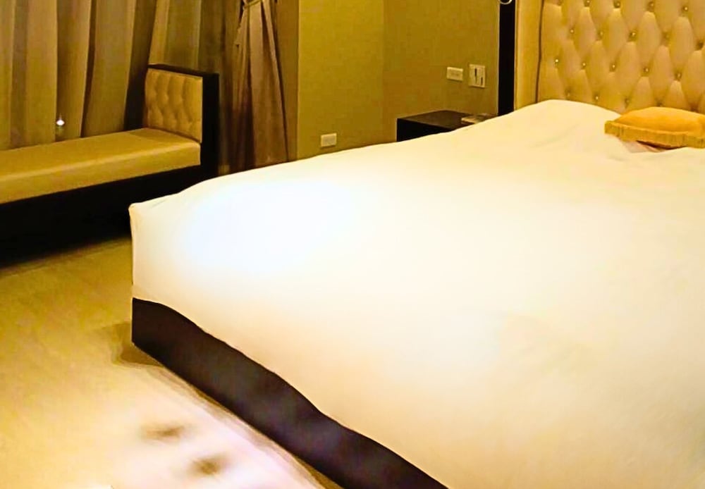 Фото Taipei 6bd Villa