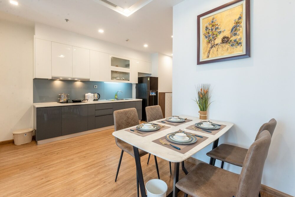 Фото La Rosa Vinhomes Metropolis