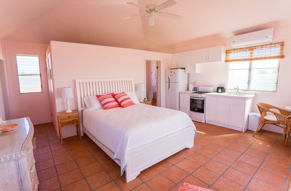 Фото Coralito Bay Suites & Villas