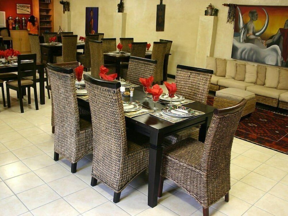 Фото Kwantu Guesthouses