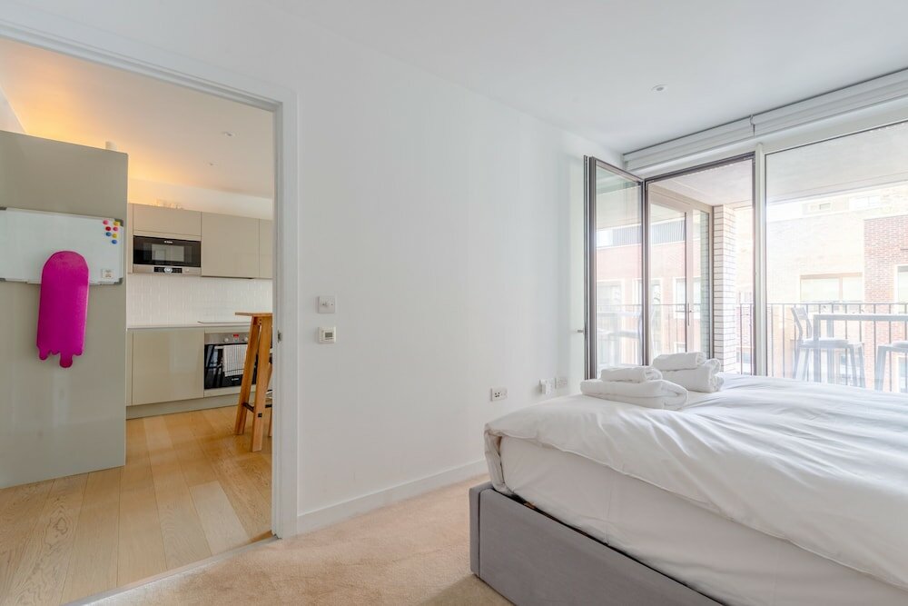 Фото Bright Flat in Elephant & Castle