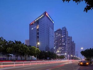 Гостиница Hampton Hilton Shenzhen Bao