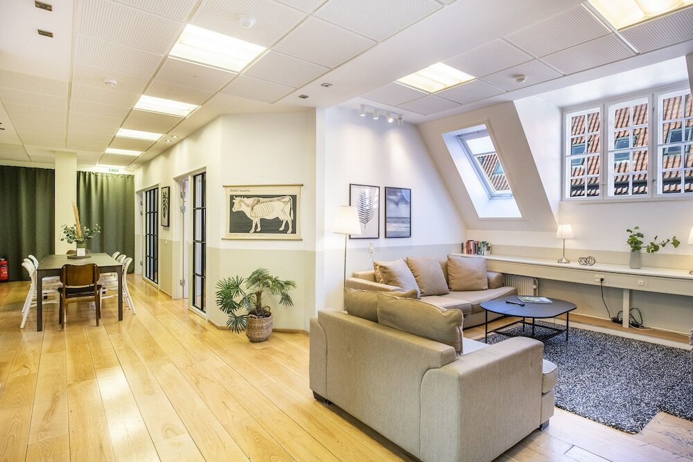 Фото By the Garden 1 - Into This Place