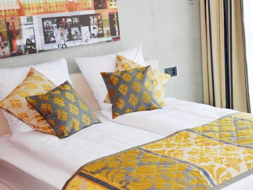 Фото Hotel Swiss Star