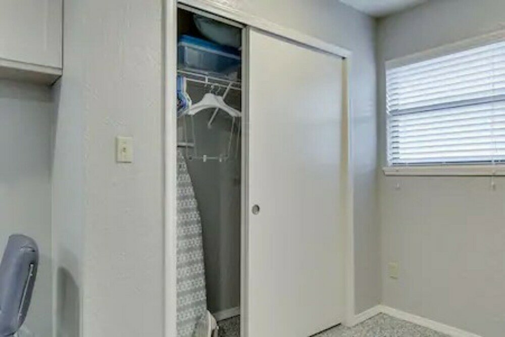 Фото Garage Studio near Oushc Hospital