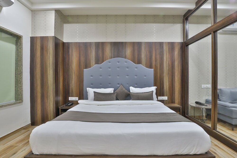 Фото Hotel Sr Regency