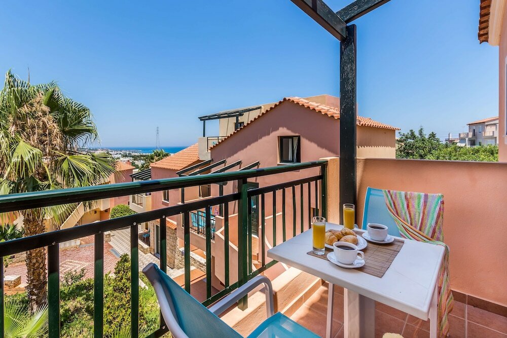 Фото Asterias Village Resort