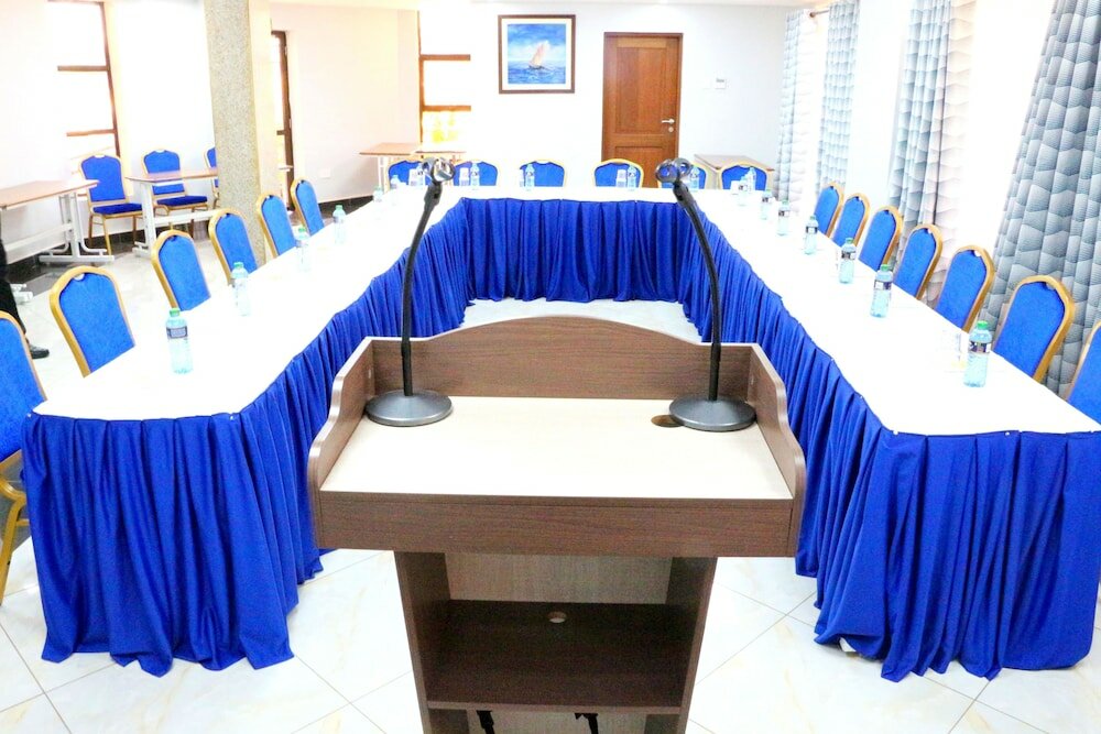 Фото Prinias Hotel