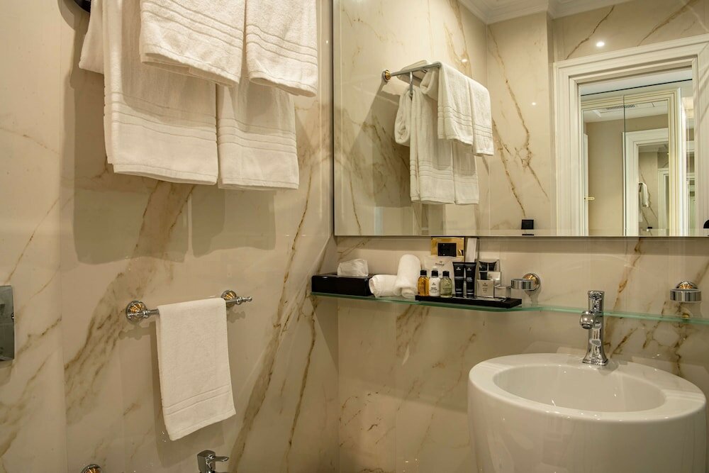 Фото Radisson Collection Morina Hotel, Tirana