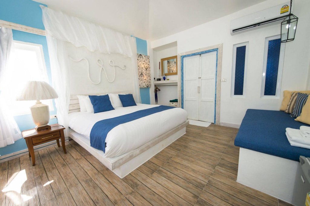 Фото The White Knot Koh Chang