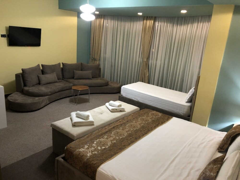 Фото Hotel Deluxe