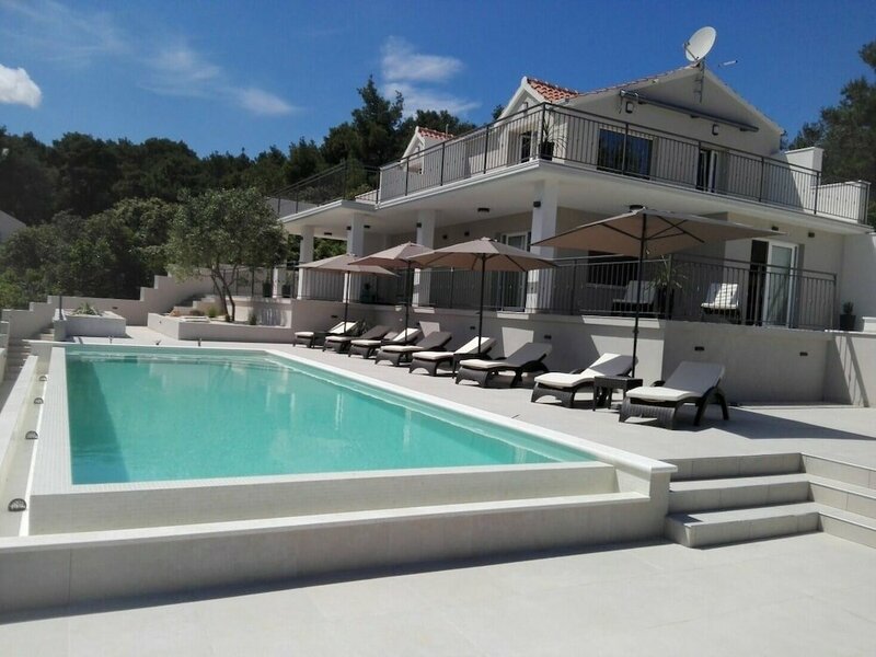 Гостиница Sunny Hvar 2 - With Pool - A3