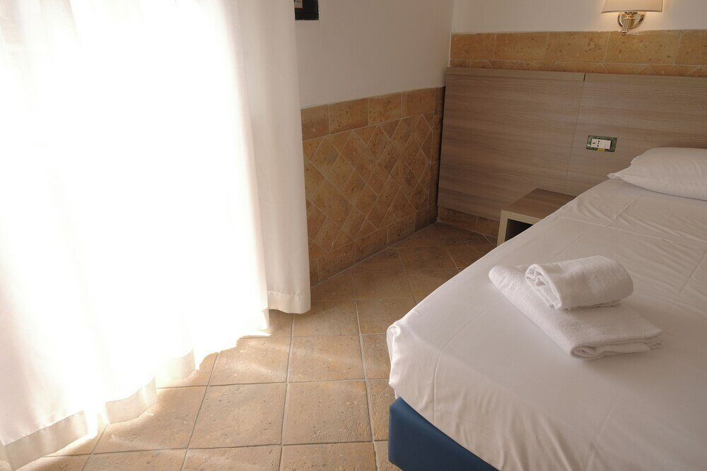 Фото Hotel Alex Square