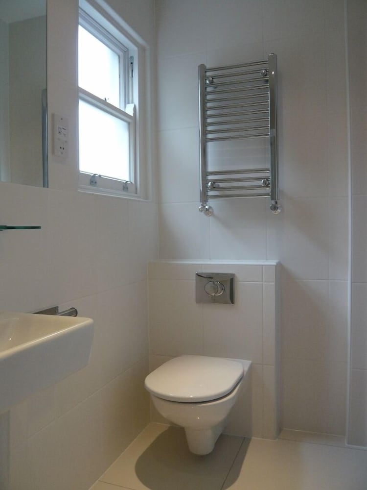 Фото Russell Square Serviced Apartments