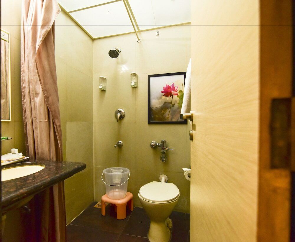 Фото My Bizz Hotel