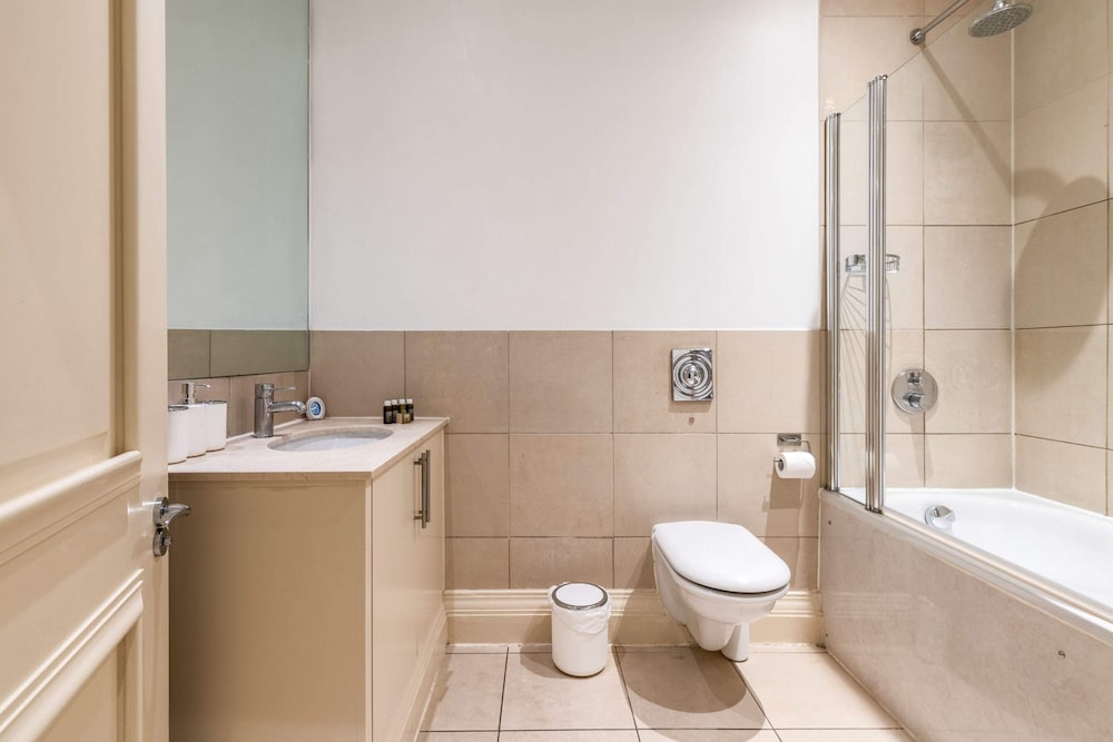 Фото Gorgeous Marylebone House