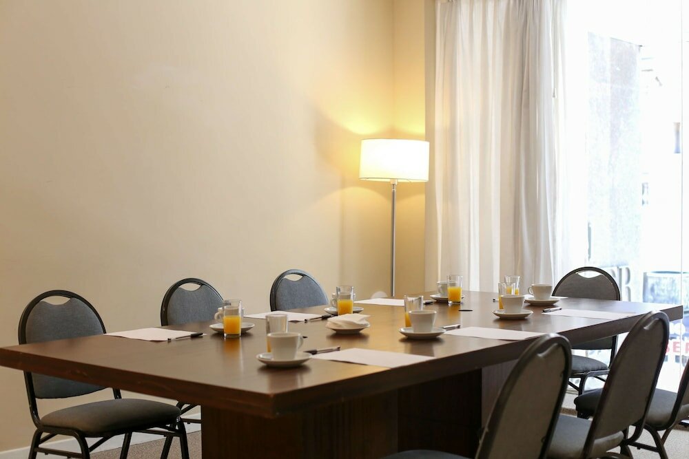 Фото Dazzler by Wyndham Buenos Aires San Martin