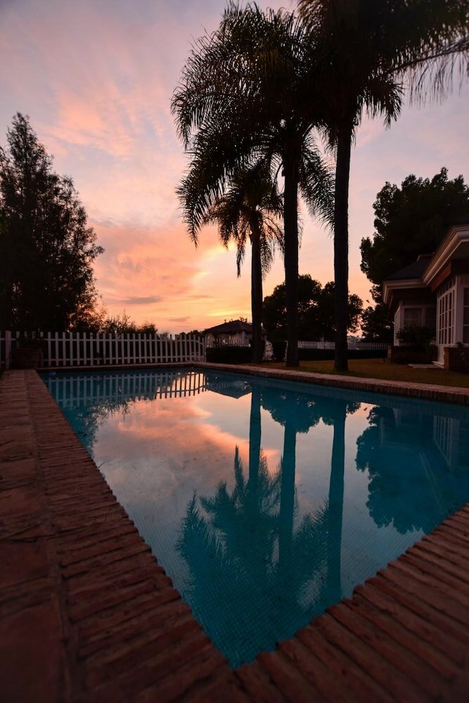 Фото Villa Antumalal