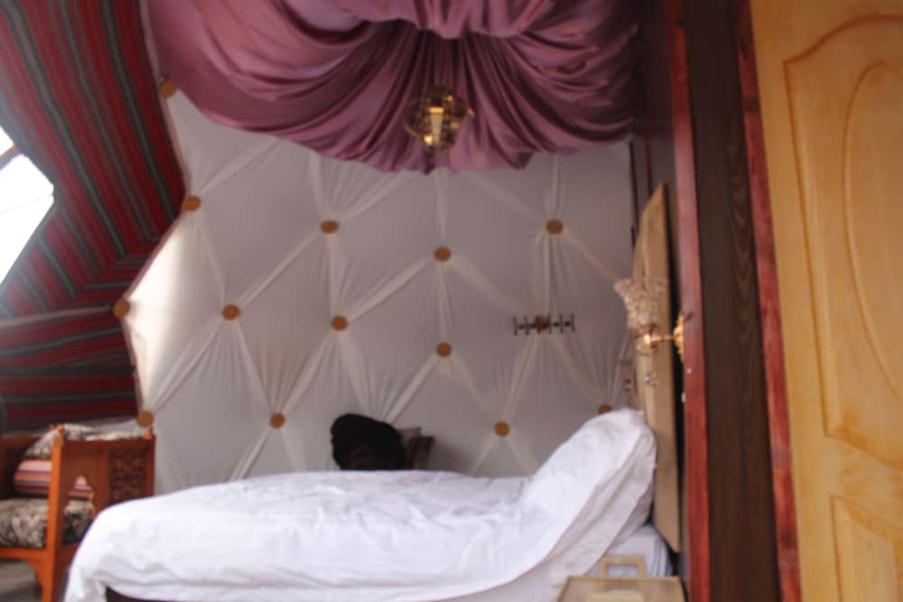 Фото Mouzon Rum Camp