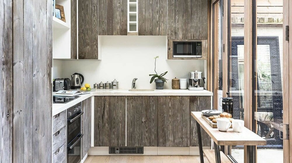 Фото Retreat to a Stylish Flat in Chelsea