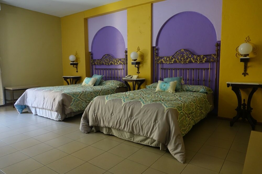 Фото Hotel América Colima