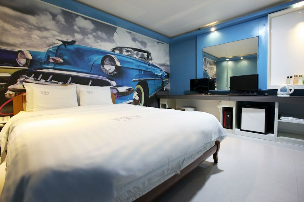 Фото отеля 2