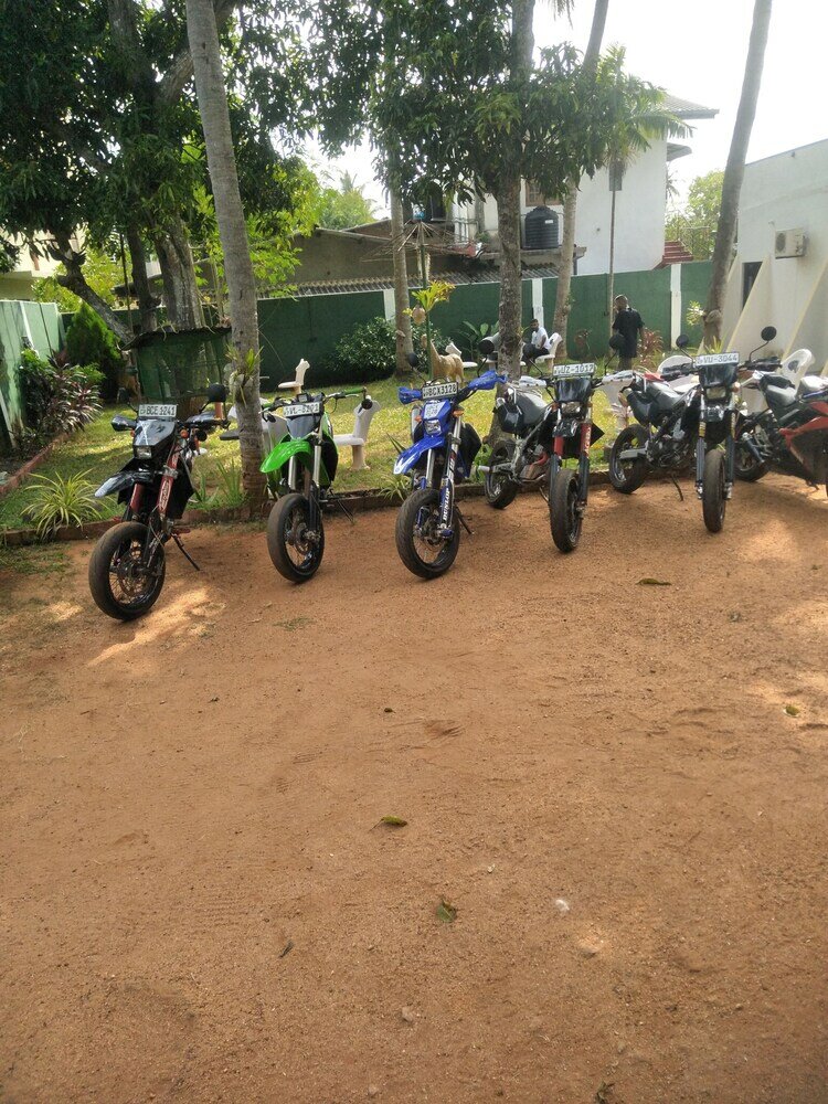 Фото Barthiya Tourist Guest