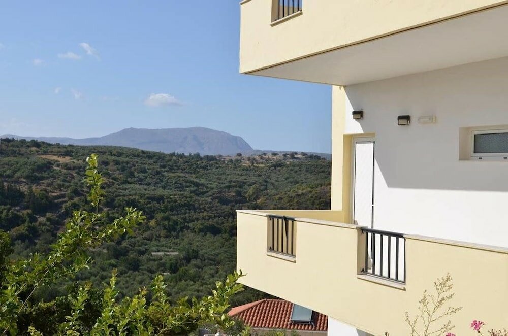 Фото Kaloudis Apartments