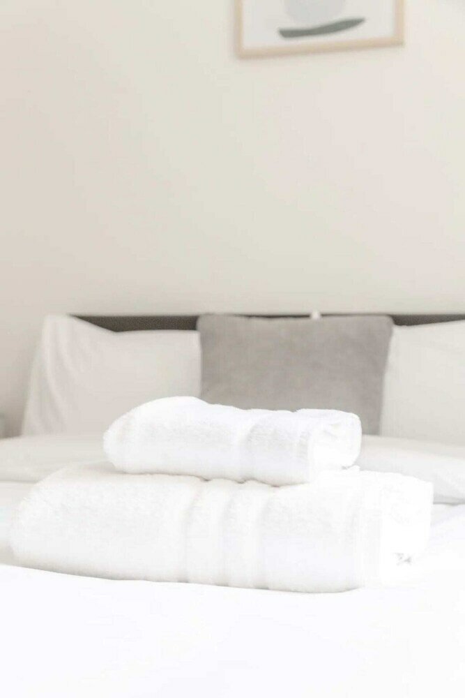 Фото Spacious and Central 4 Bedroom Flat - West Kensington