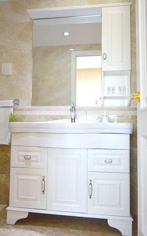 Фото Bayangol Hotel