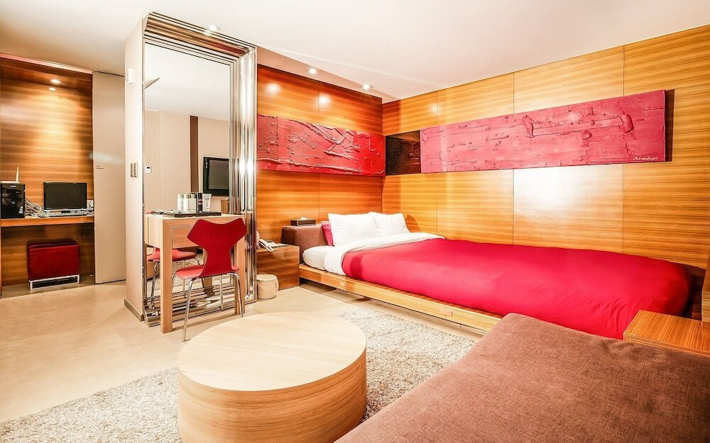 Фото Yeoksam Tria