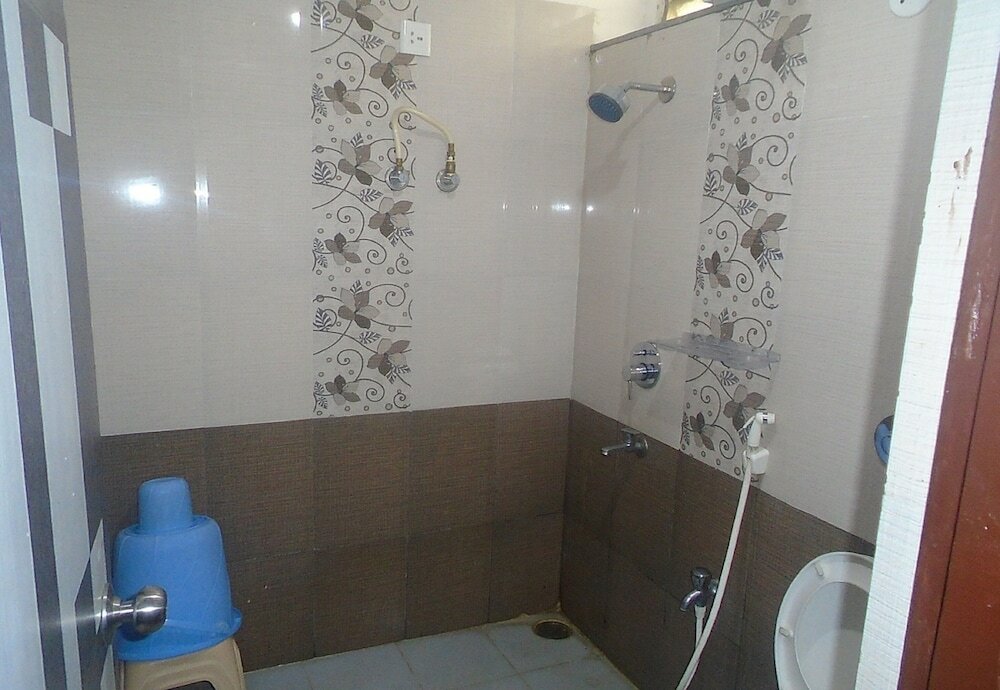 Фото Sai Ram Residency