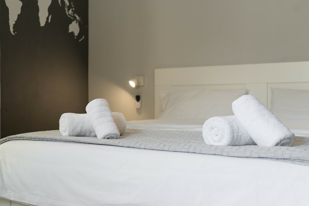 Фото Petit Keramikos Studio - Historic Center