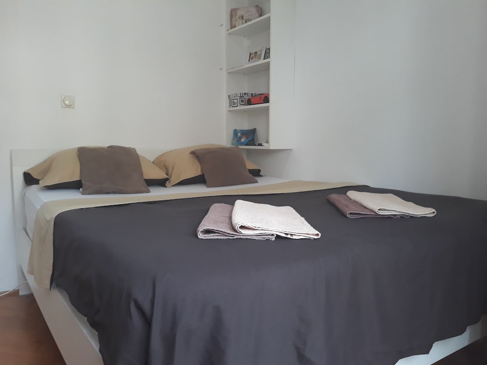 Фото Radovic apartments