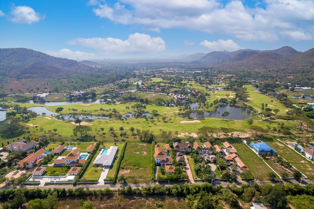 Фото Luxury Modern 4 Br Pool Villa - Ph111