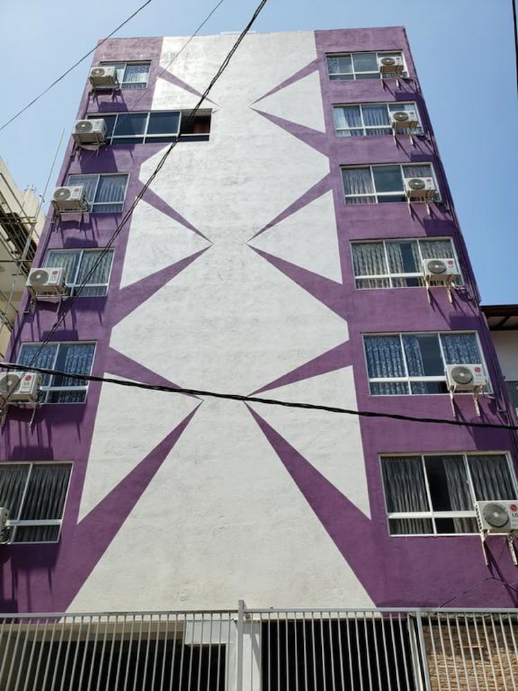 Фото Amazinn Suites
