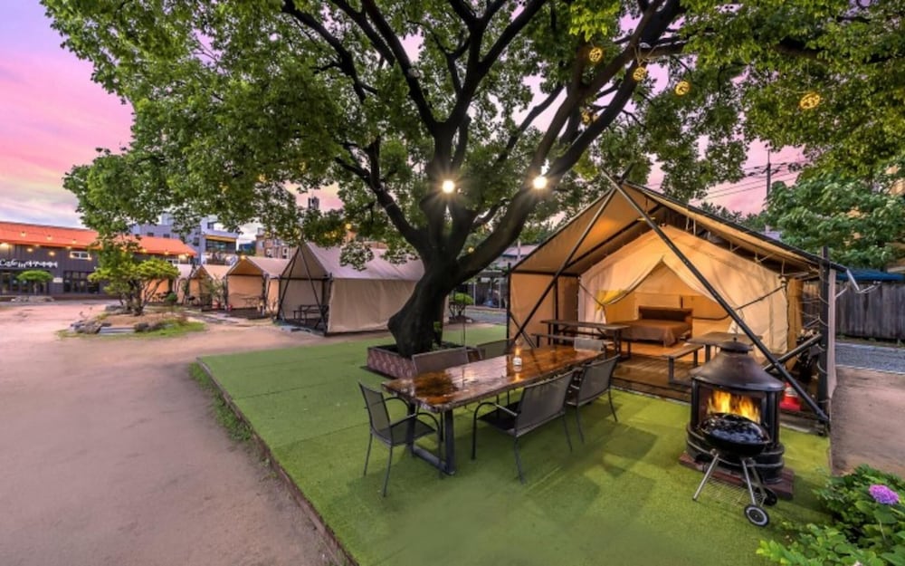 Фото Pohang Aqua Bag Lamping