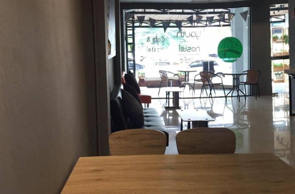 Фото Youth Hostel